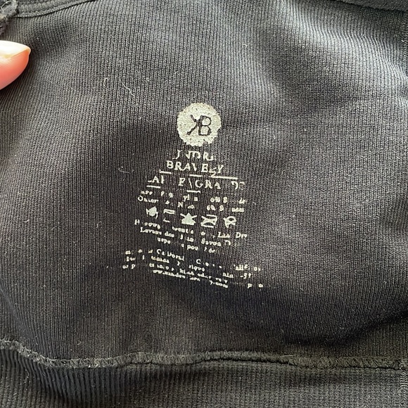 Sublime® Hands-Free Pumping & Nursing Bra - Picture 5 of 5